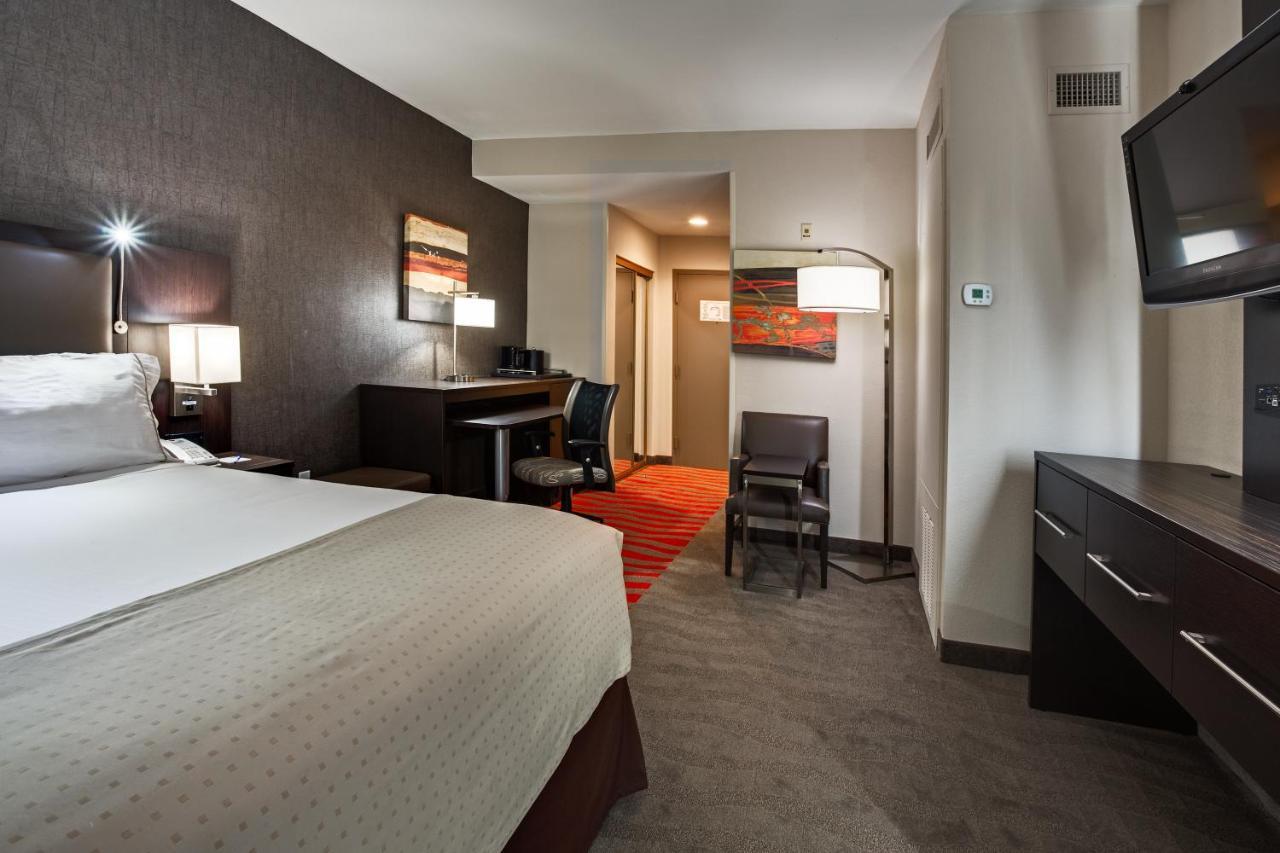 Holiday Inn Express & Suites Naples Downtown - 5Th Avenue By Ihg Luaran gambar