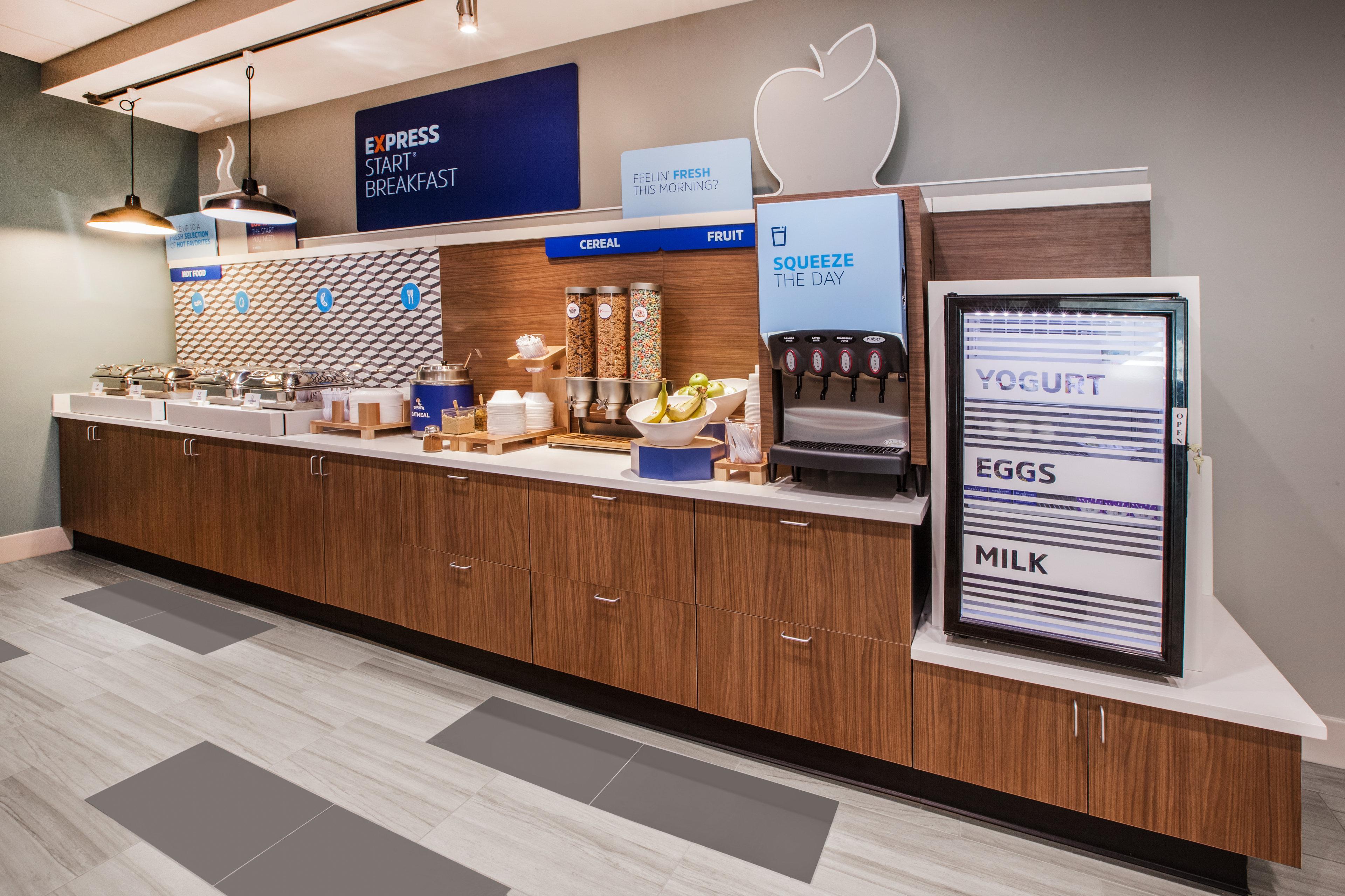 Holiday Inn Express & Suites Naples Downtown - 5Th Avenue By Ihg Luaran gambar