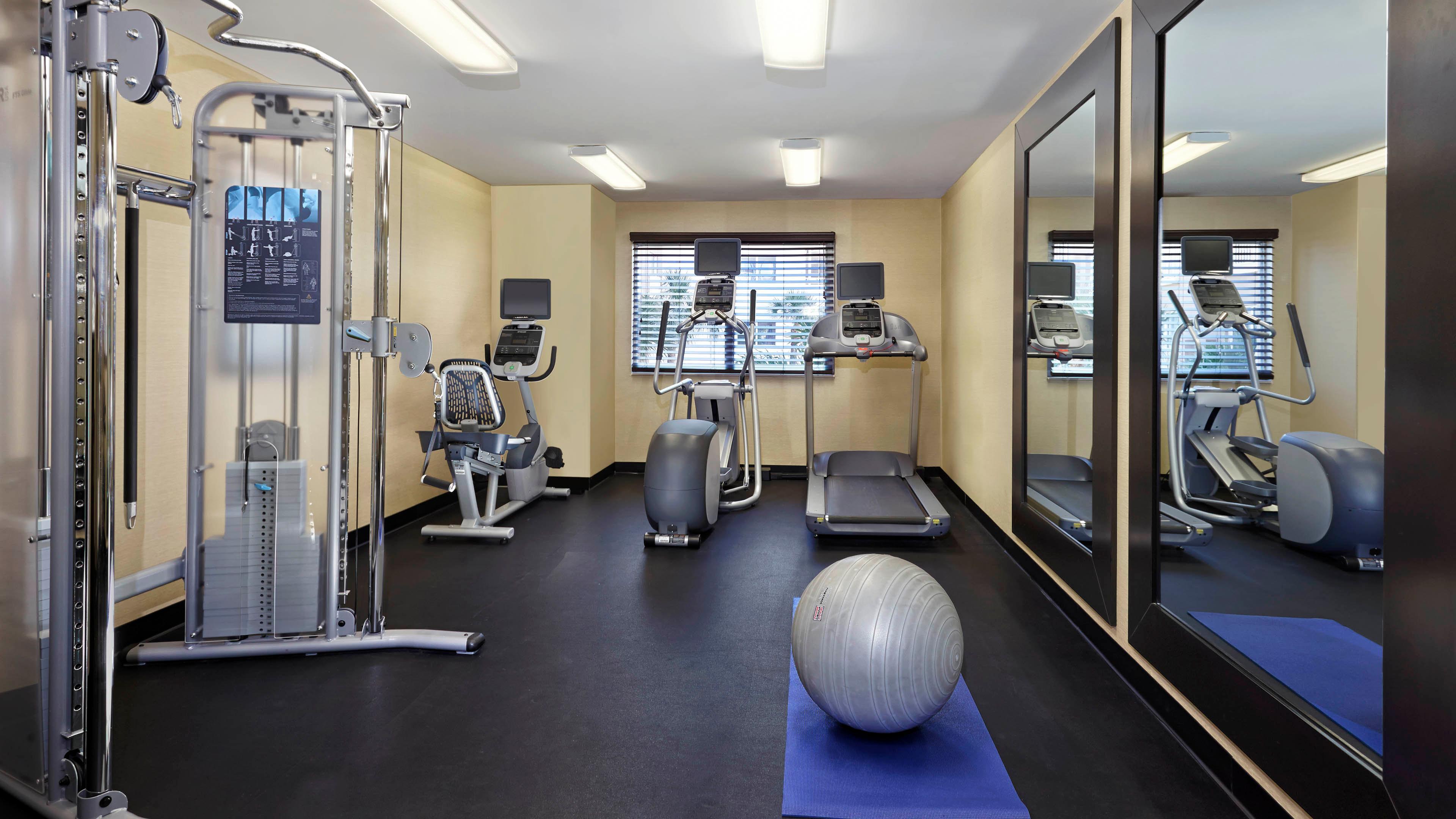 Holiday Inn Express & Suites Naples Downtown - 5Th Avenue By Ihg Luaran gambar