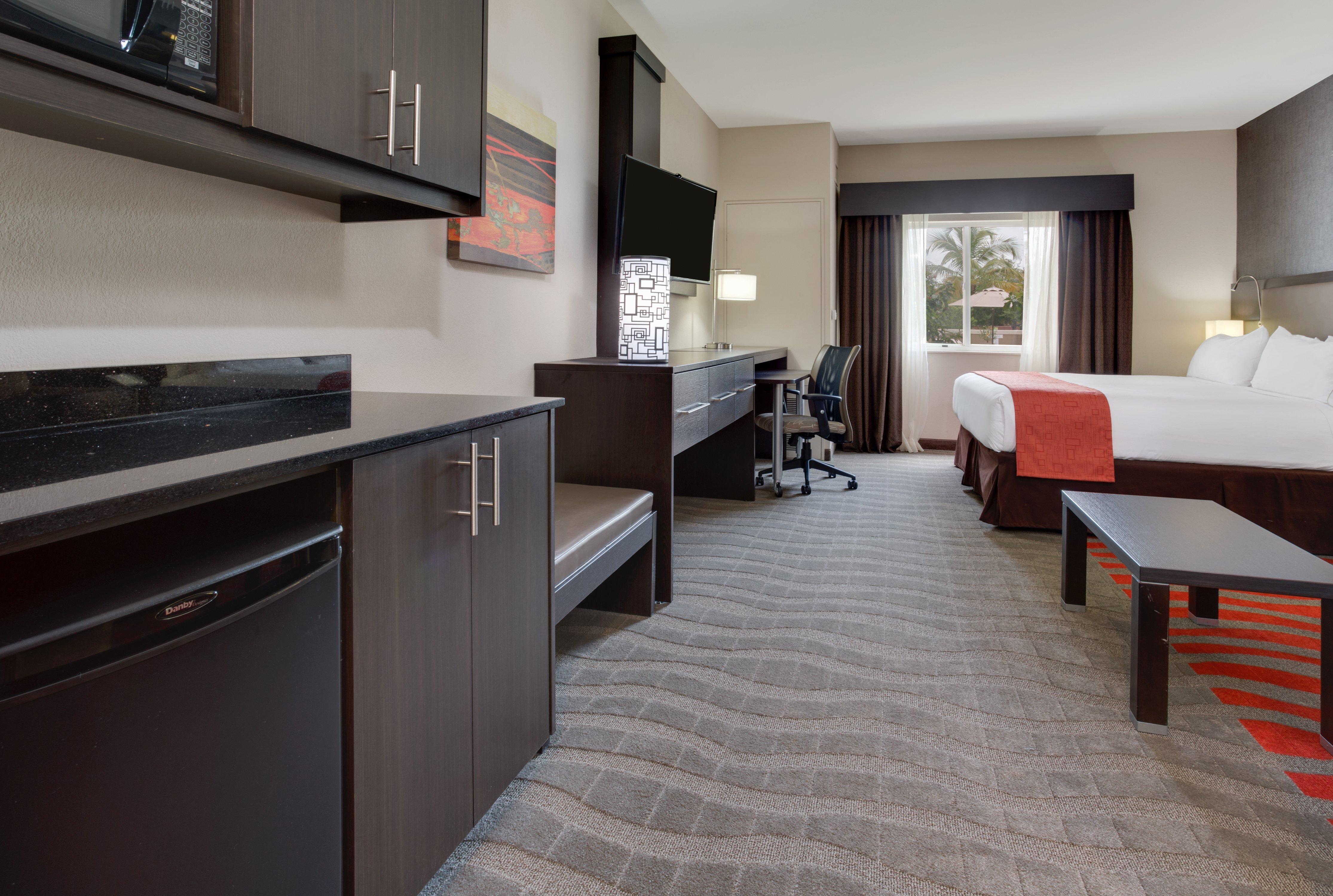 Holiday Inn Express & Suites Naples Downtown - 5Th Avenue By Ihg Luaran gambar
