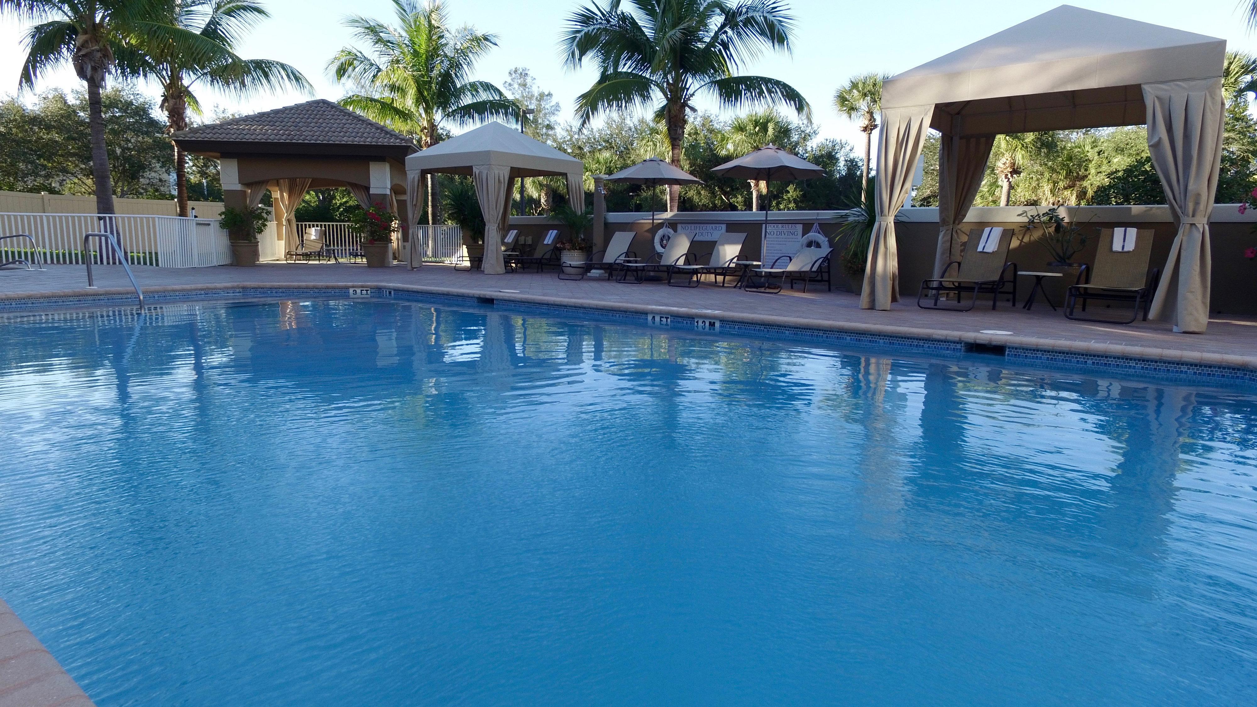 Holiday Inn Express & Suites Naples Downtown - 5Th Avenue By Ihg Luaran gambar