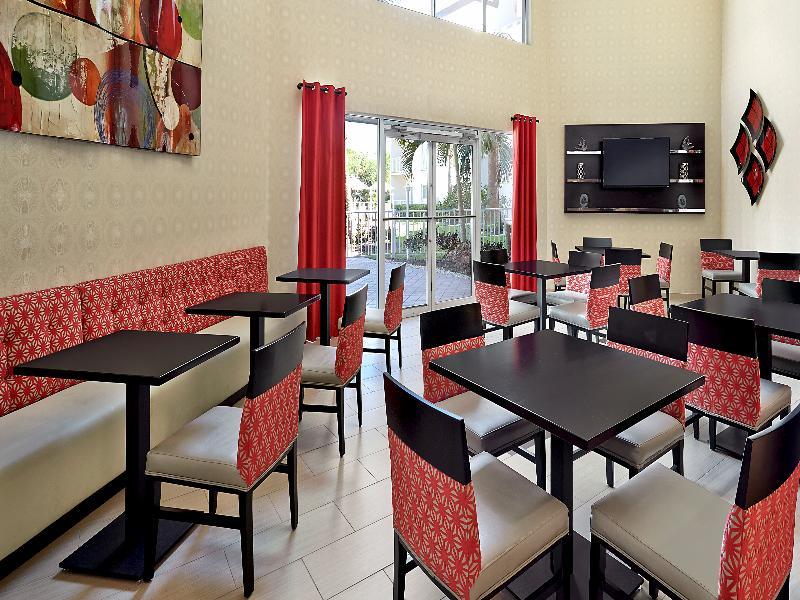 Holiday Inn Express & Suites Naples Downtown - 5Th Avenue By Ihg Luaran gambar